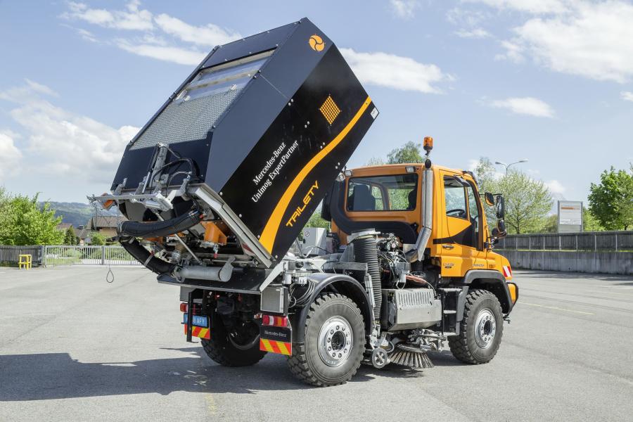  Mercedes-Benz Unimog U 423 2013 года  (фото 9 из 24)